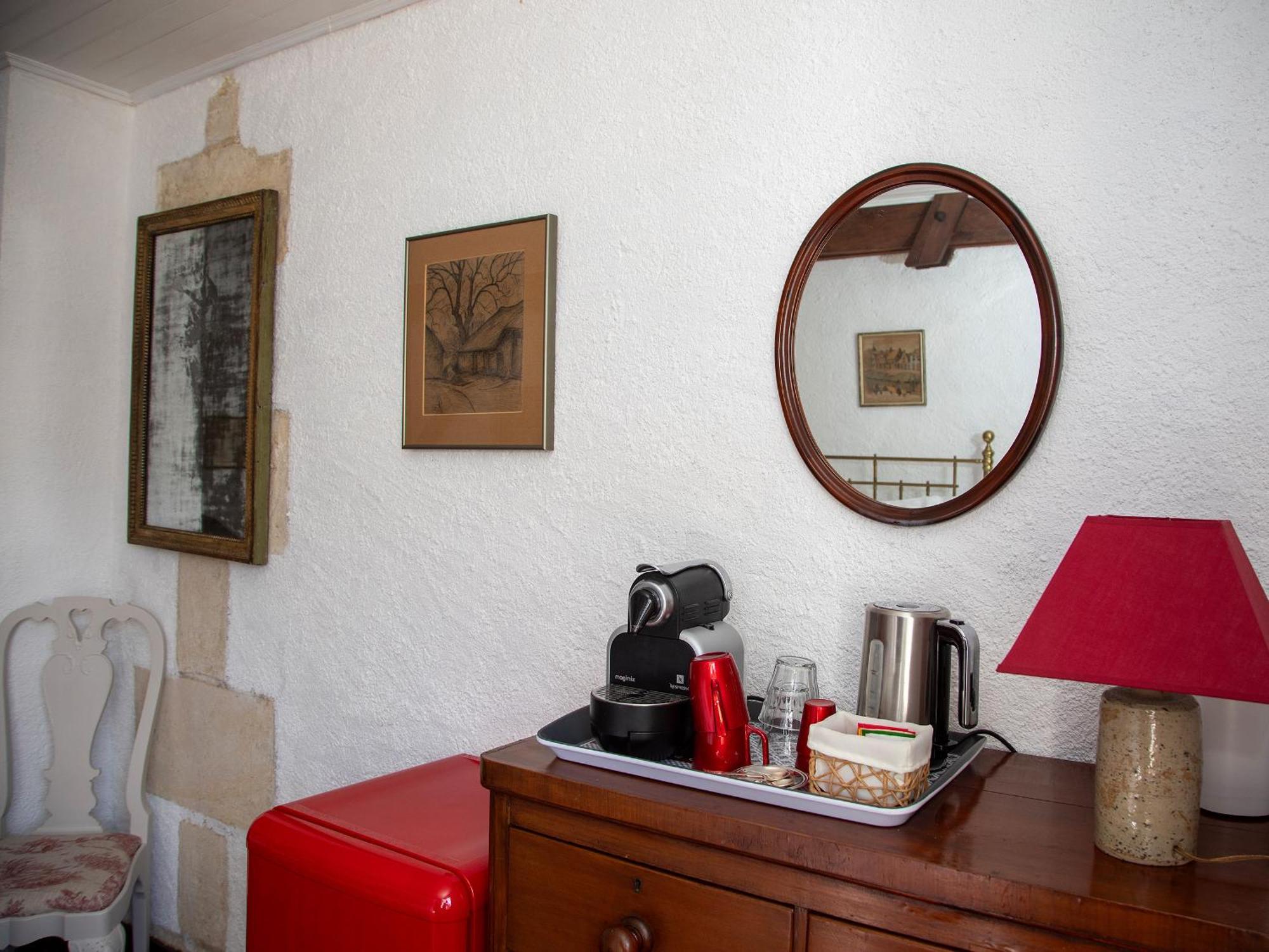 Le Boisdalon Bed & Breakfast Yviers Bilik gambar